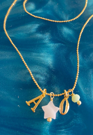 Collar Dijes y Letra
