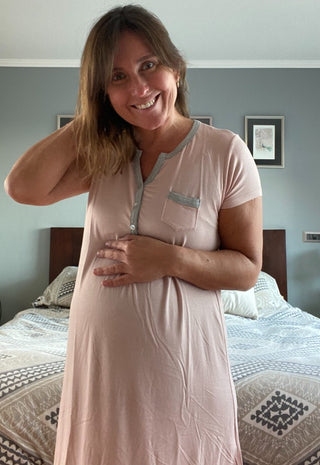 Camisa de Dormir Maternal y Lactancia Adriana Gris/Rosa