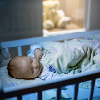 Creando un Refugio de Amor y Descanso: Elegir la Cuna Perfecta para tu Bebé
