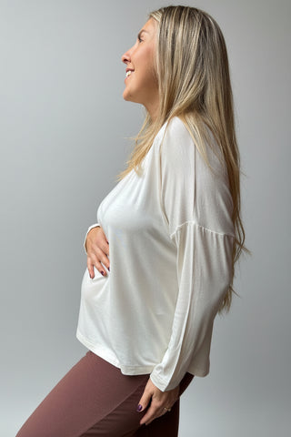 Polera Tokio Crudo Maternal Over Size con Cuello Alto