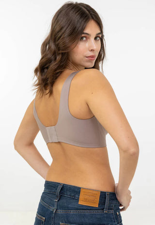 Sosten tipo Bralette Gris Modelo Lupe de LOVE LUST